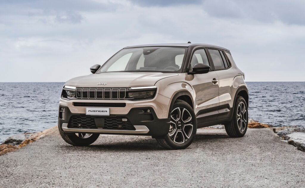 Το ηλεκτρικό Jeep Avenger τώρα με 29.700 ευρώ