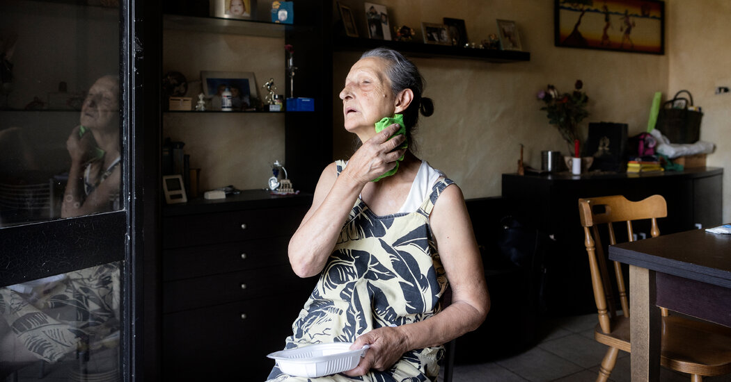 00italy-elderly-01-lgwb-facebookJumbo