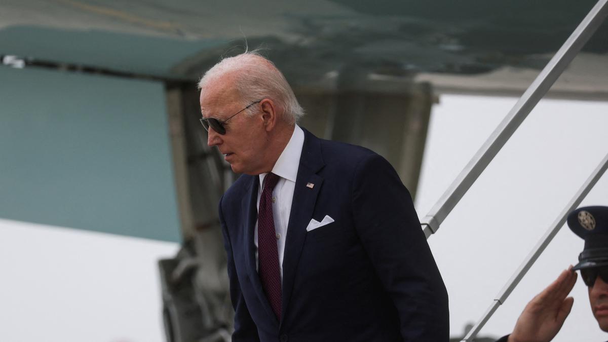 2023-06-29T191710Z_656534470_RC22T1AS1ELK_RTRMADP_3_USA-BIDEN