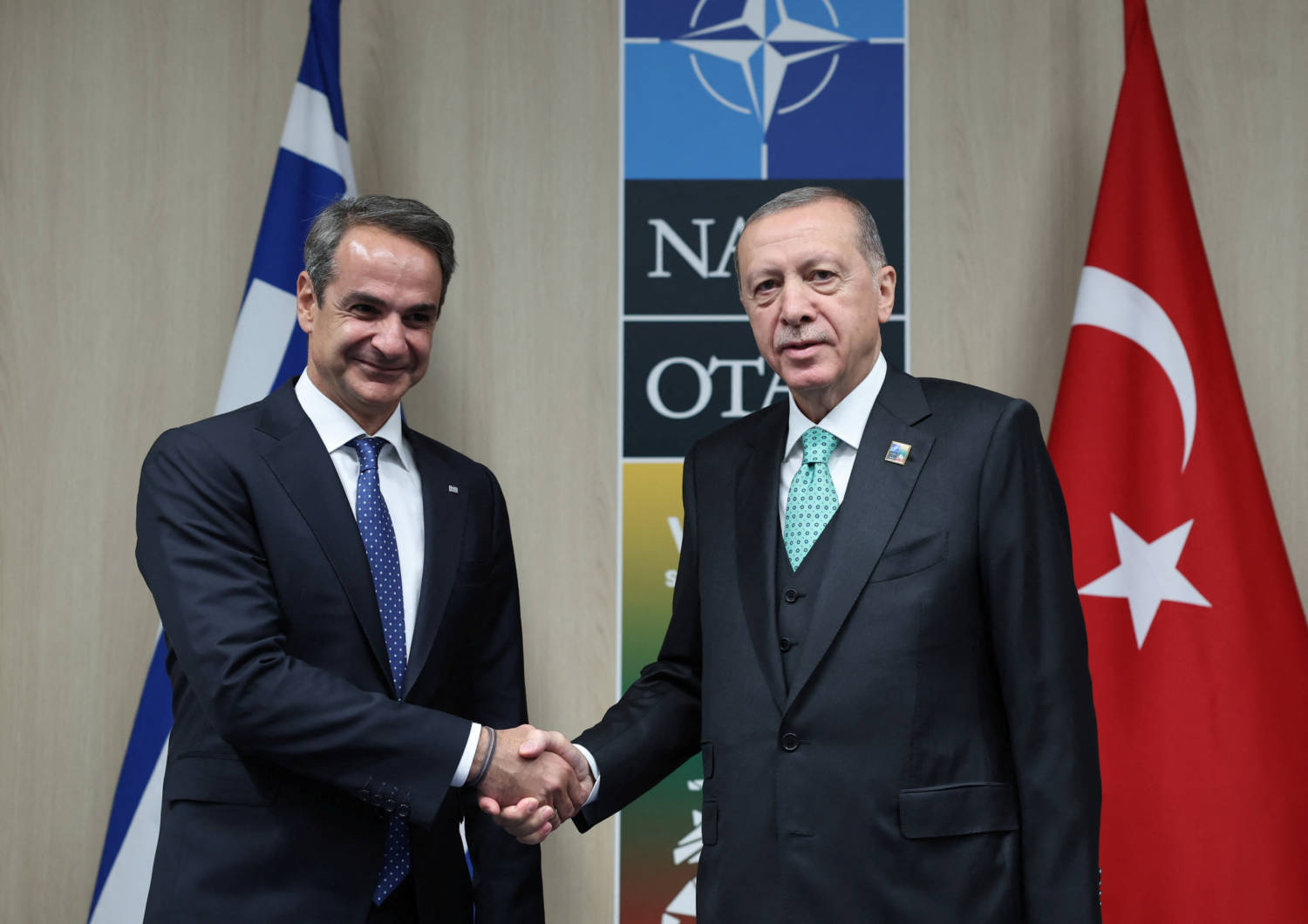 2023-07-12T093645Z_1294778326_RC2L12AADYZO_RTRMADP_3_NATO-SUMMIT-TURKEY-GREECE
