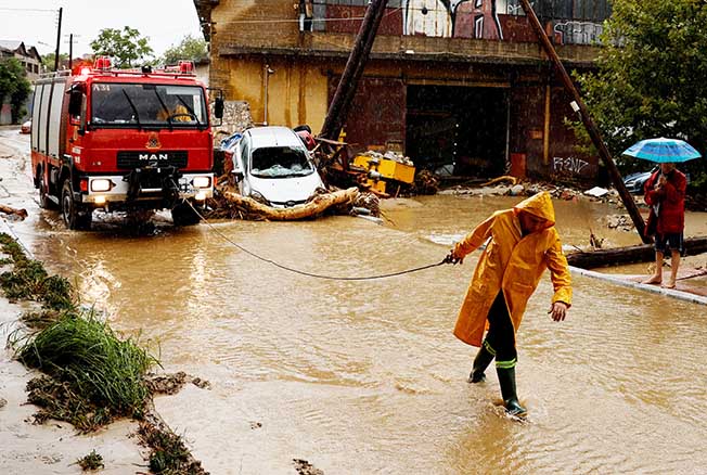 2023-09-06T084900Z_195857802_RC2T23AV7PDP_RTRMADP_3_EUROPE-WEATHER-GREECE-STORM