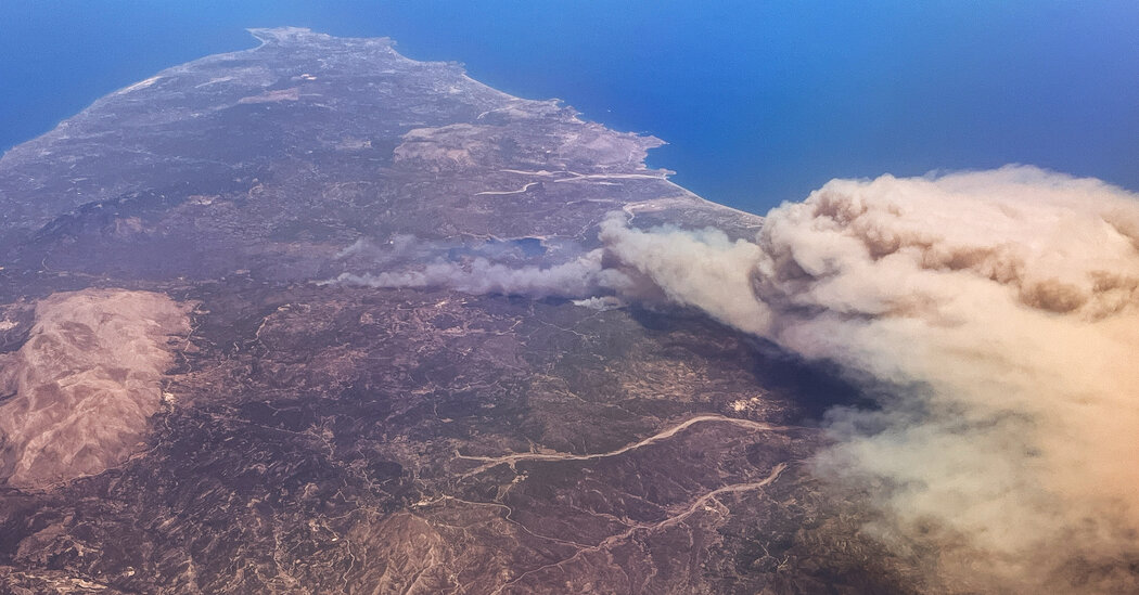 23greece-fire-topart-cvlt-facebookJumbo