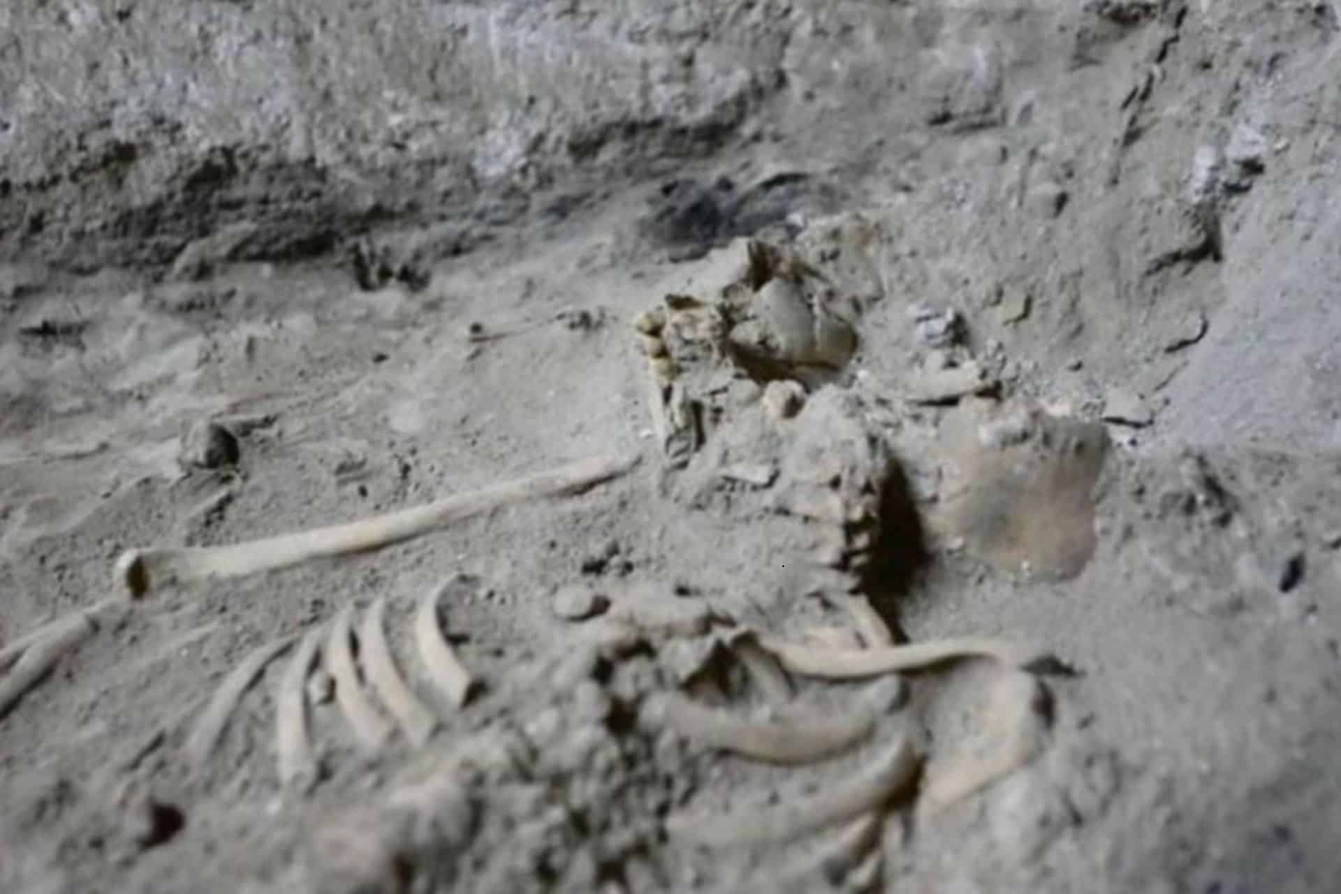 29000-Year-Old-Child-Skeleton-Found-in