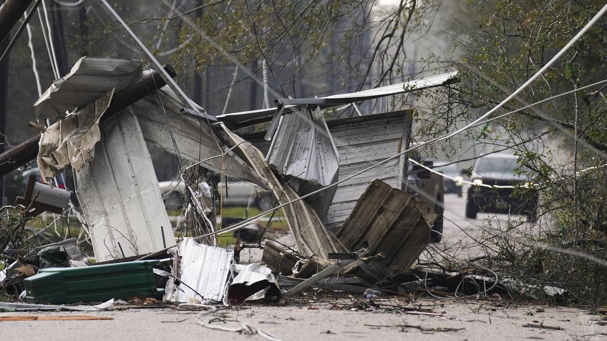 4-killed-in-storm-system