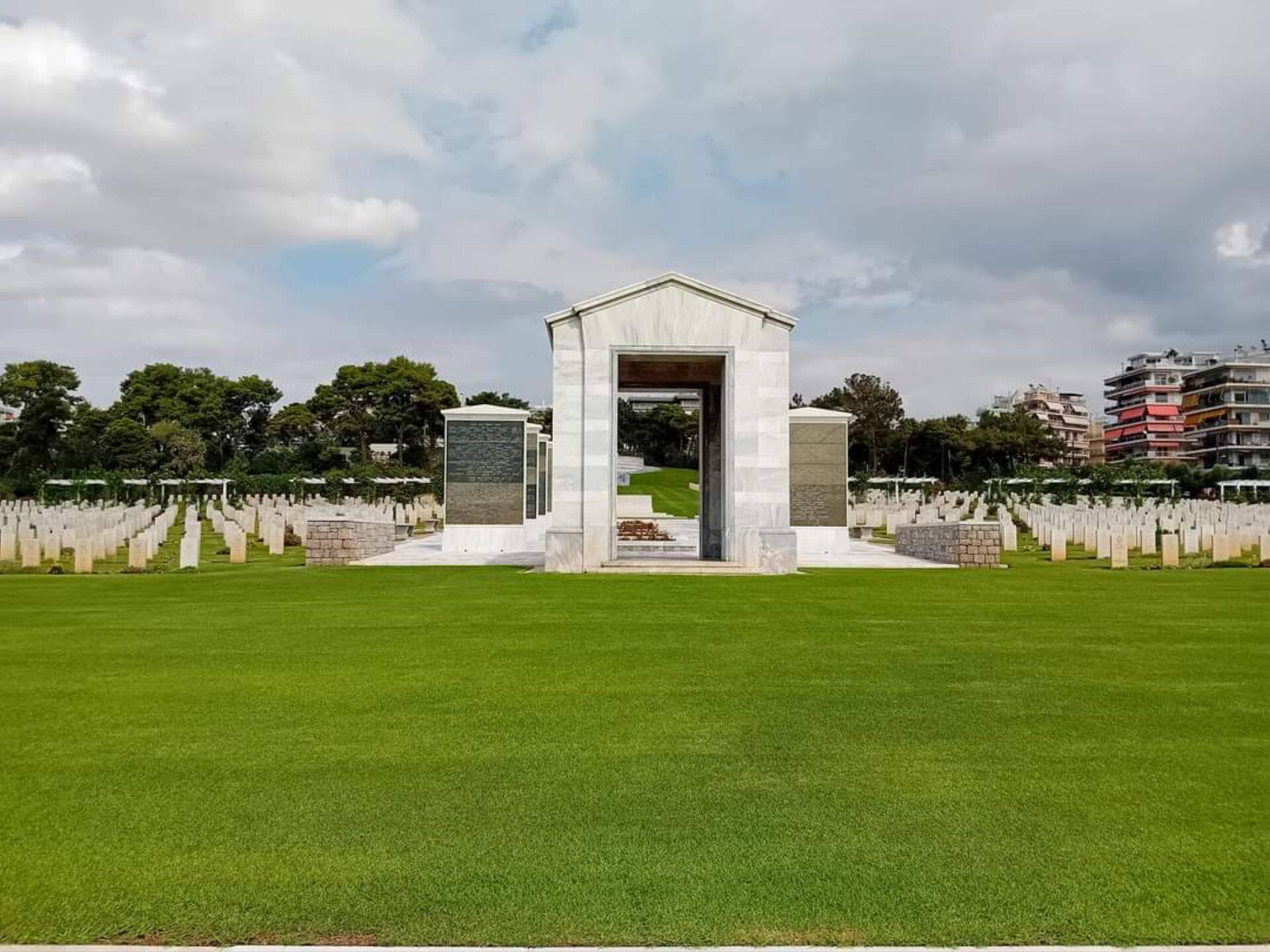 Adamis_FB_IMG_169600_31694