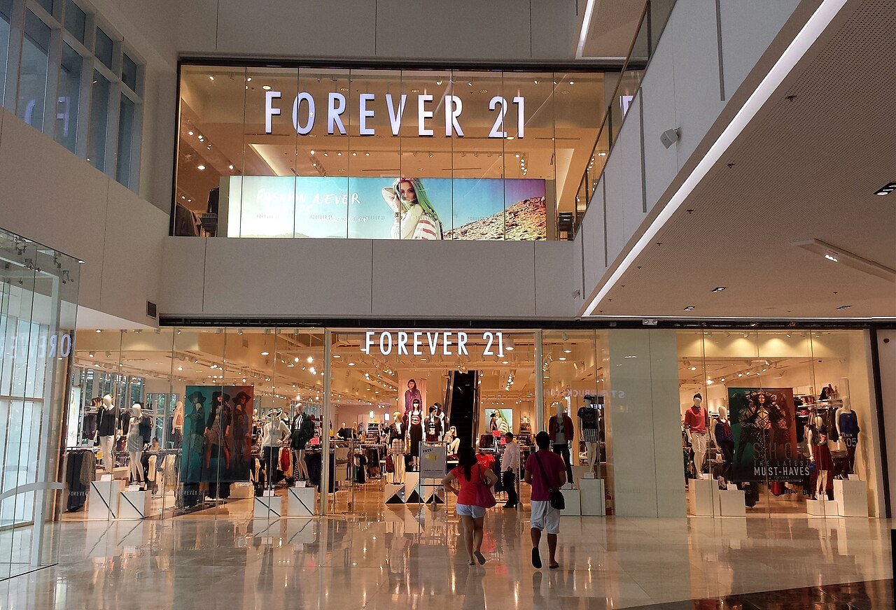 American-Fast-Fashion-Giant-Forever-21