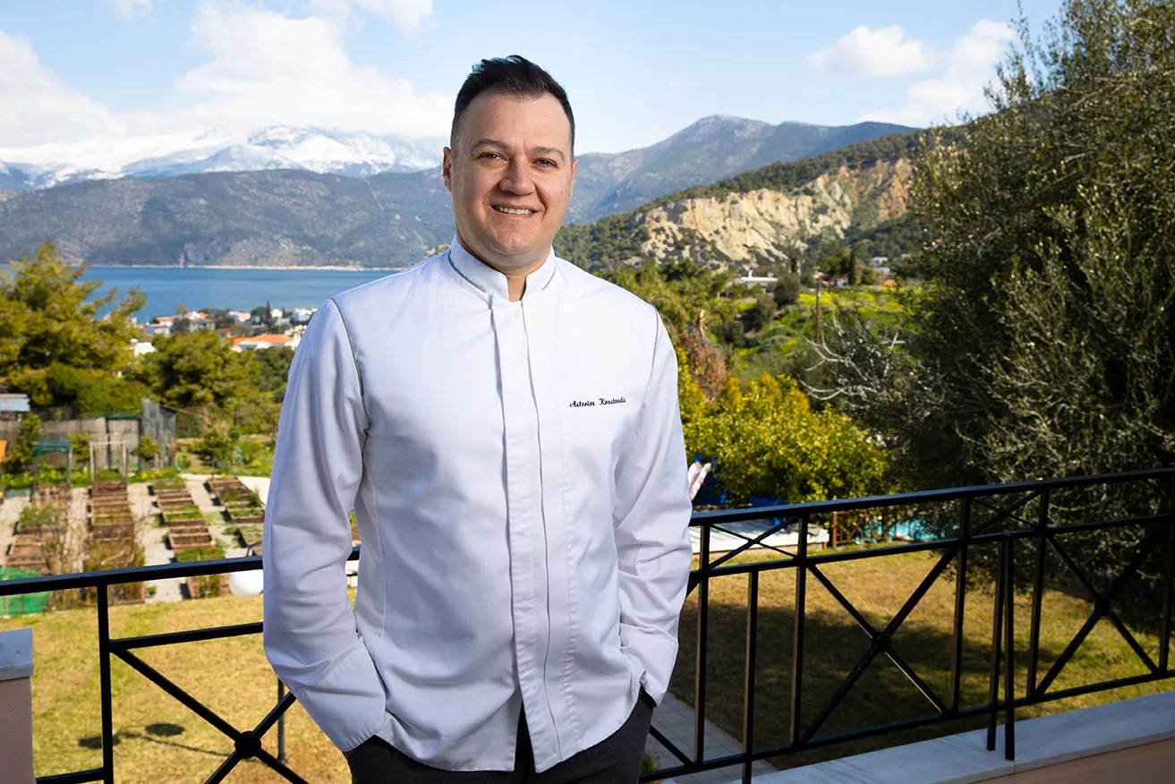 Asterios-Koustoudis-Who-is-the-award-winning-chef-cooking-at-the-Golden-Chef-Hats-Cyprus