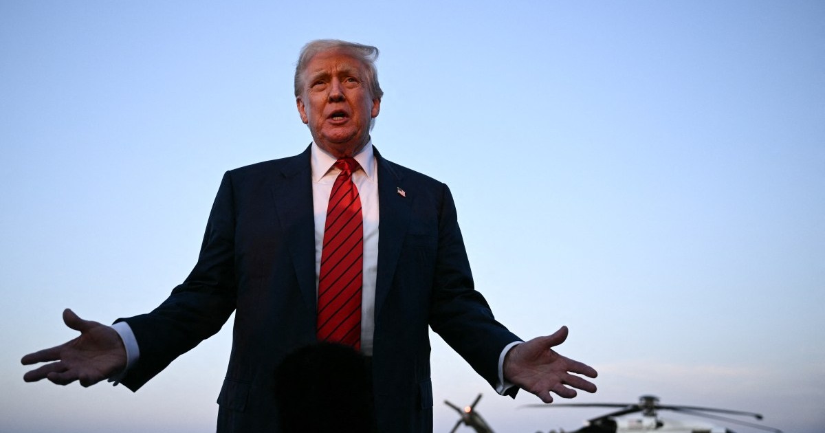 Banana-republic-Trump-puts-credibility