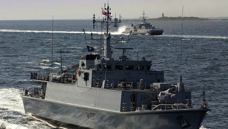 bneGENERIC_DEFENCE_NAVY_ROYAL_NAVY-minehunter_020124