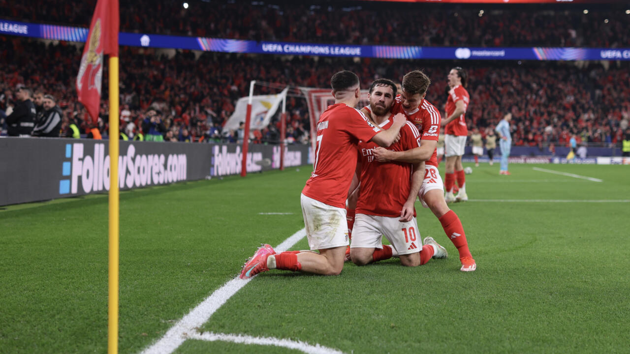 Champions-League-Benfica-see-off