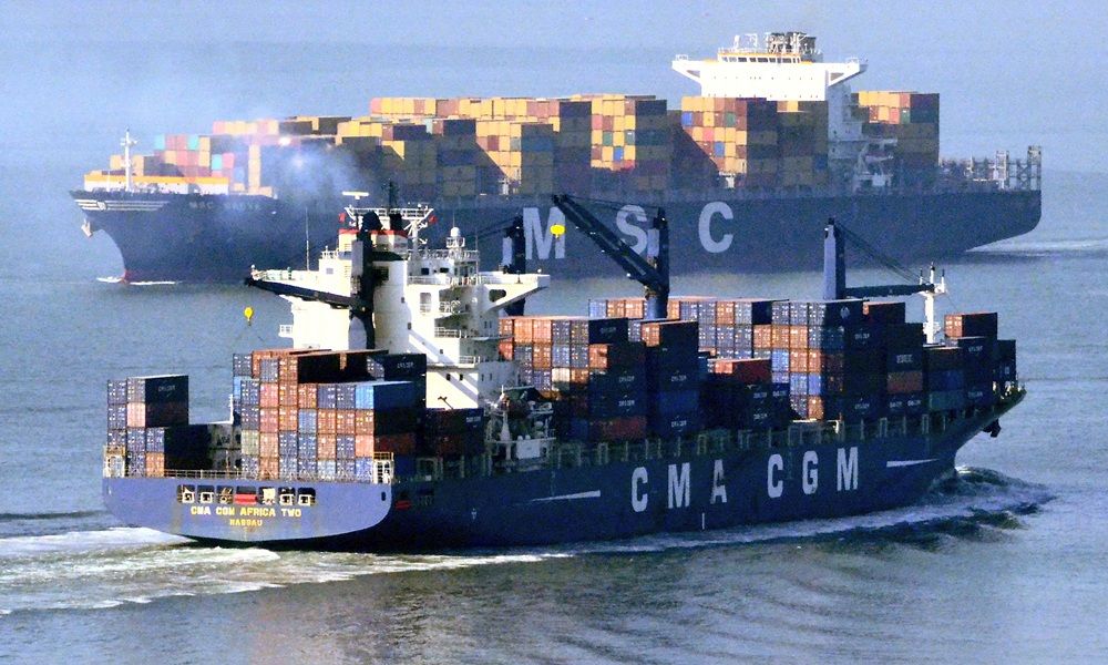 Chartworld-eyes-New-Dayang-boxships