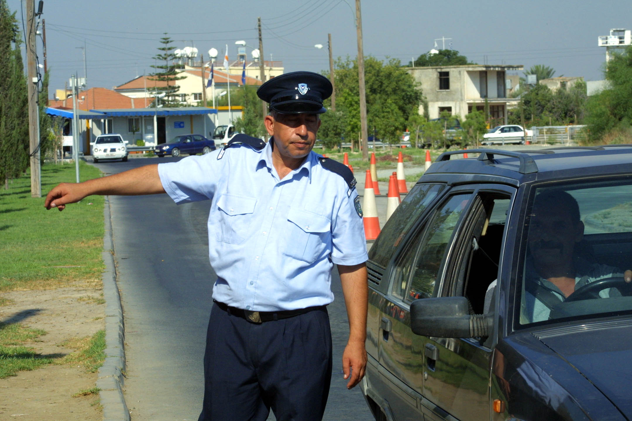 comment-achilleas-Ayios-Dhometios-checkpoint-The-Green-Line-cannot-become-an-external-border
