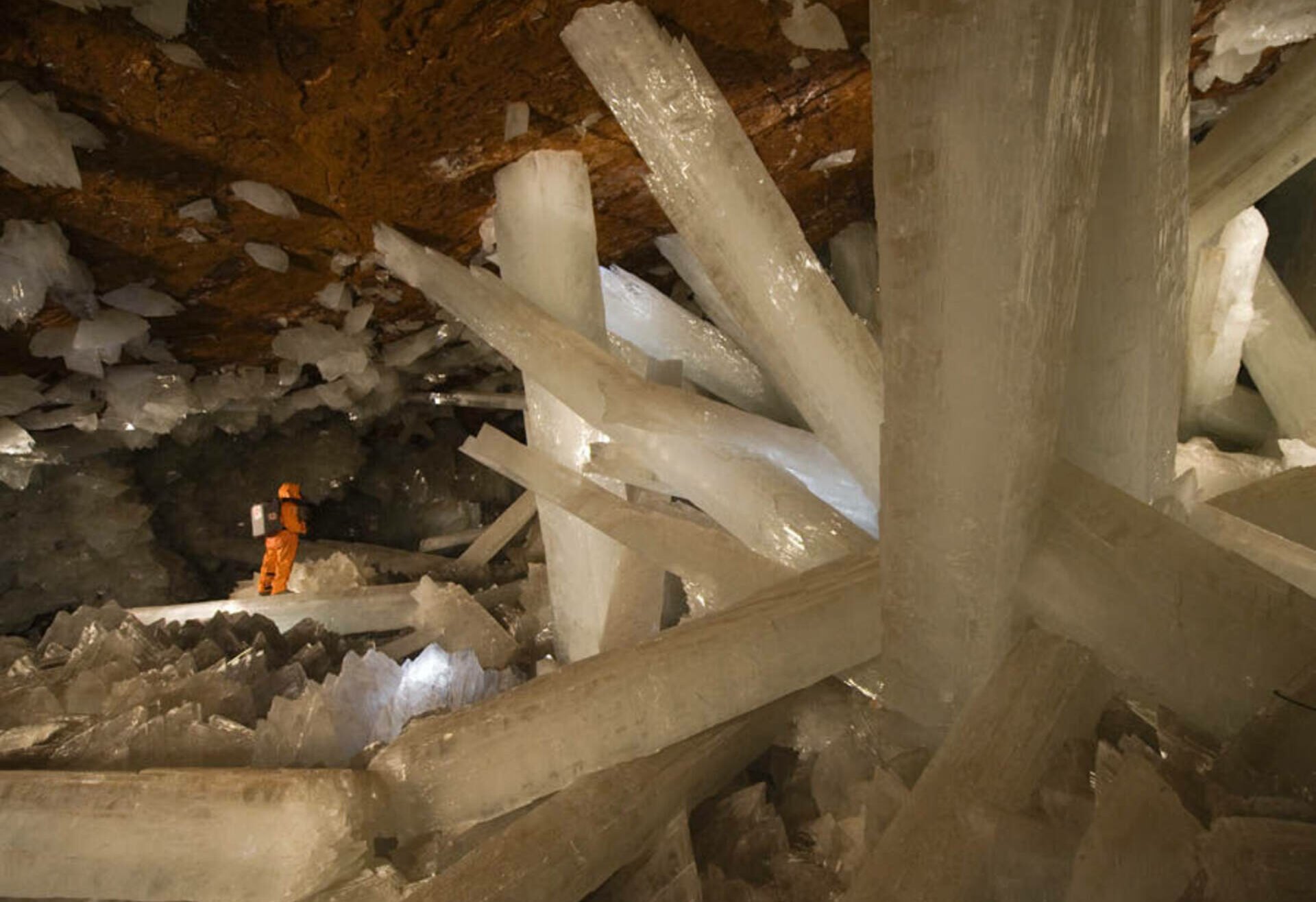 CrystalCave2_04474-e1690267705587