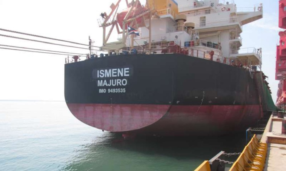 Diana-Shipping-fixes-out-panamax