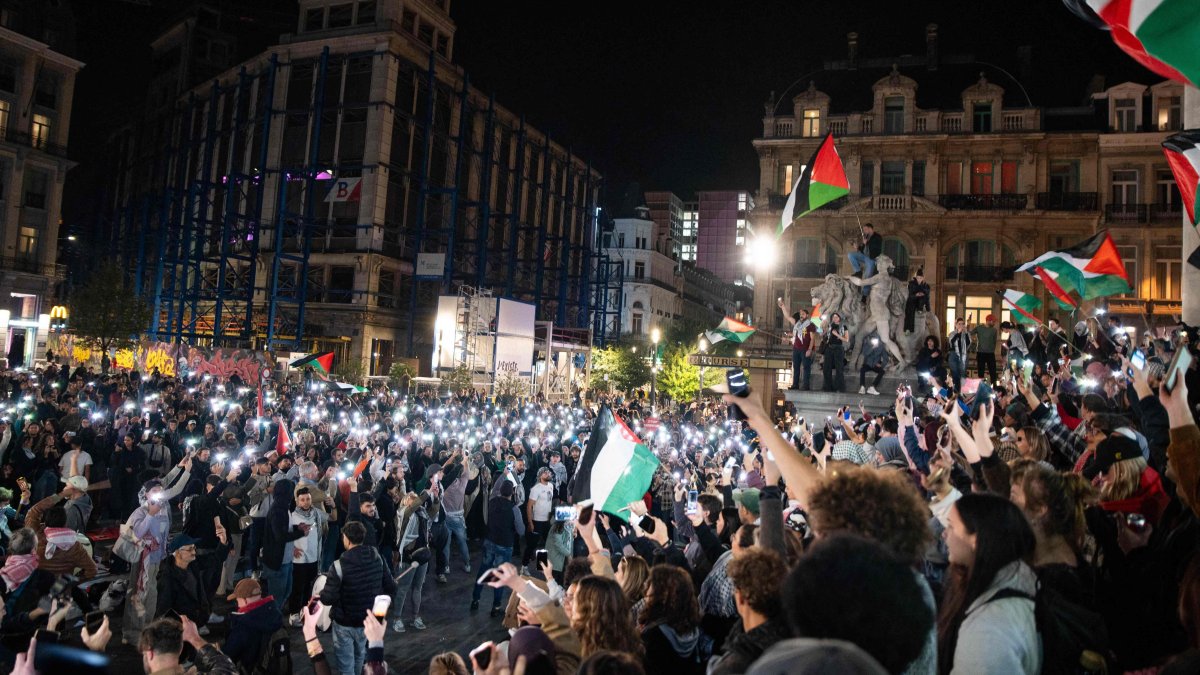 divEurope-swept-by-mass-rallies