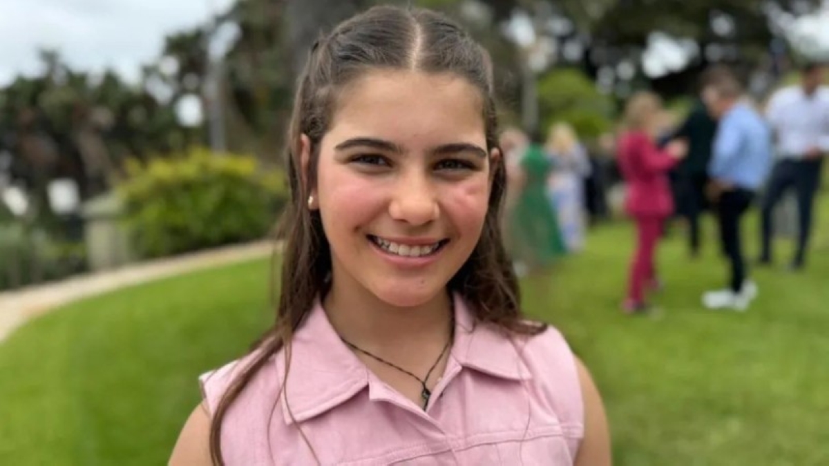 divKids-locked-out-of-social