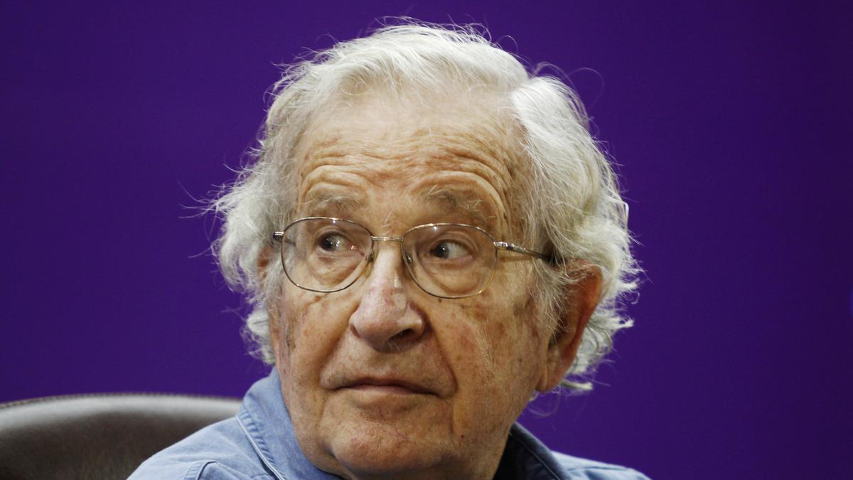 divNoam-Chomskys-wife-says-reports