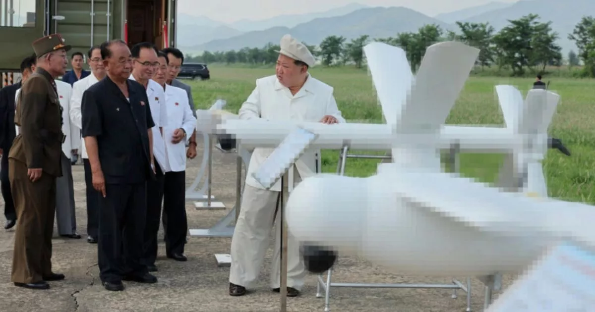 divNorth-Korea-goes-into-full