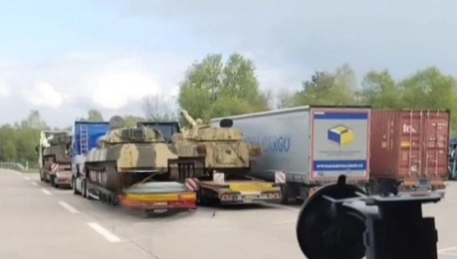 divSaddam-era-Iraqi-howitzers-get-delivered