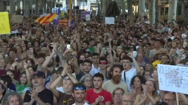divThousands-in-Mallorca-demand-less