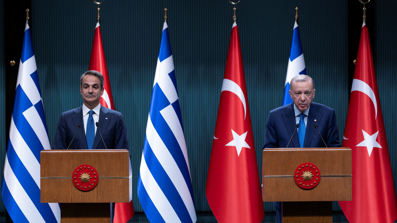 divTurkeys-Erdogan-hosts-Greek-PM