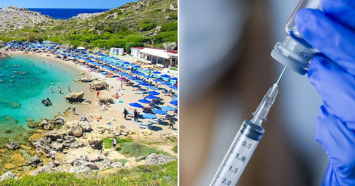 divUK-tourists-at-popular-holiday