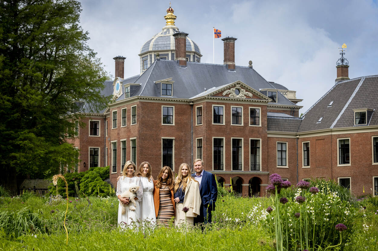Dutch-monarchy-regains-popularity-in