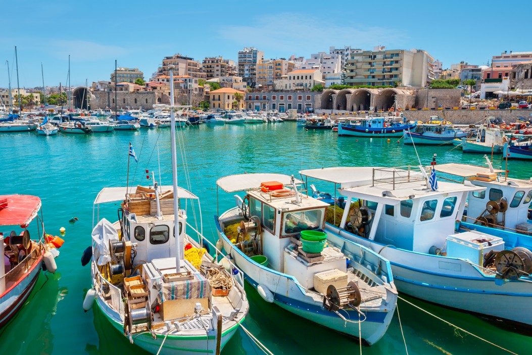 Earthquake-hits-Crete-as-large