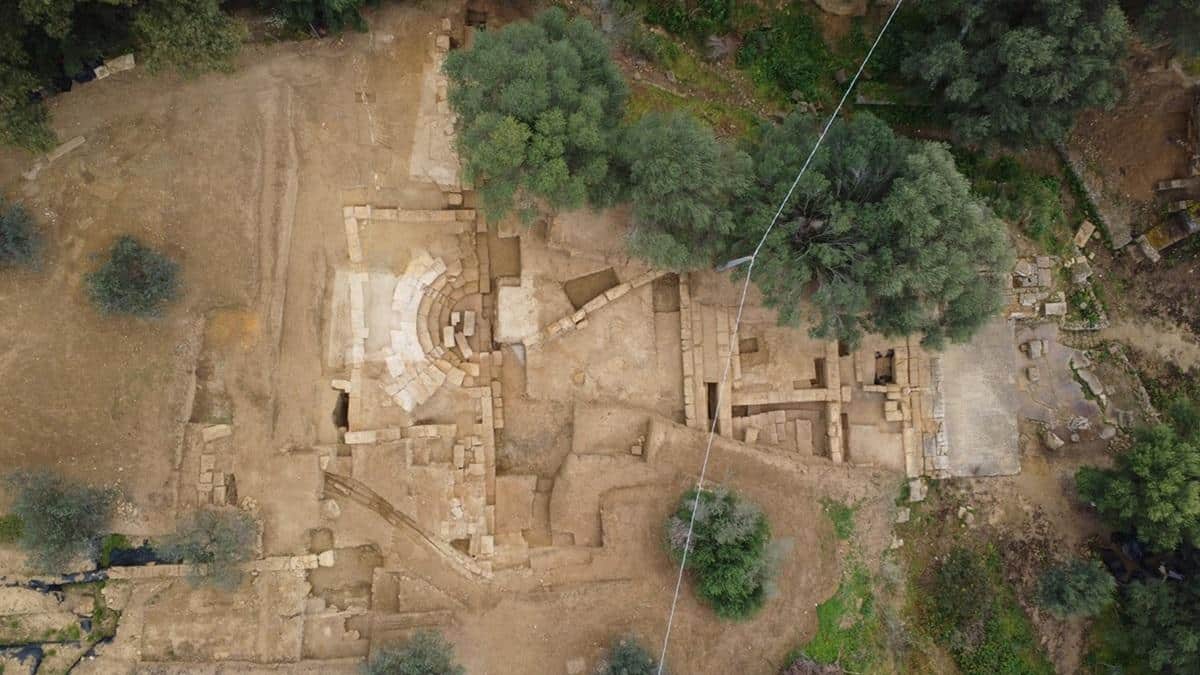 Excavations-at-Ancient-Greek-City
