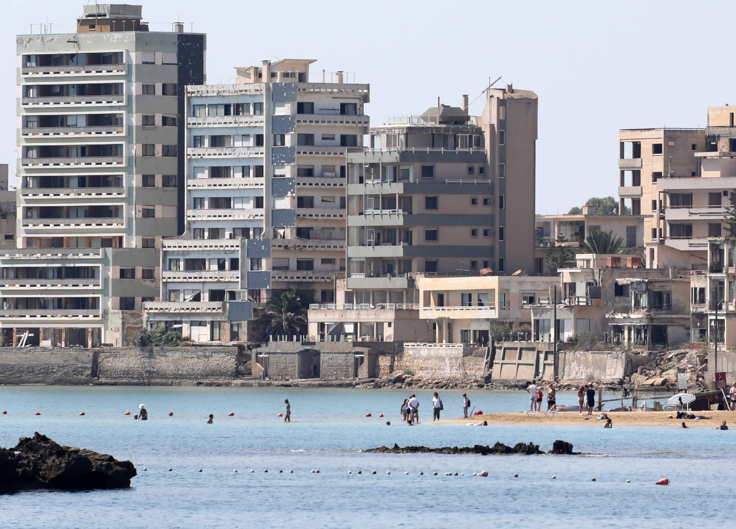 feature-Esra-main-Hotels-on-the-beach-front-in-Varosha-scaled-1