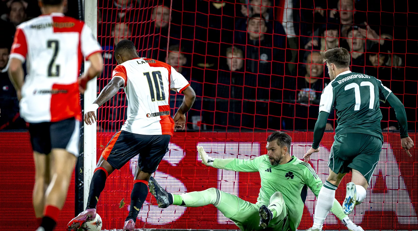 Feyenoord claim first UEFA Europa League win with comeback against Panathinaikos