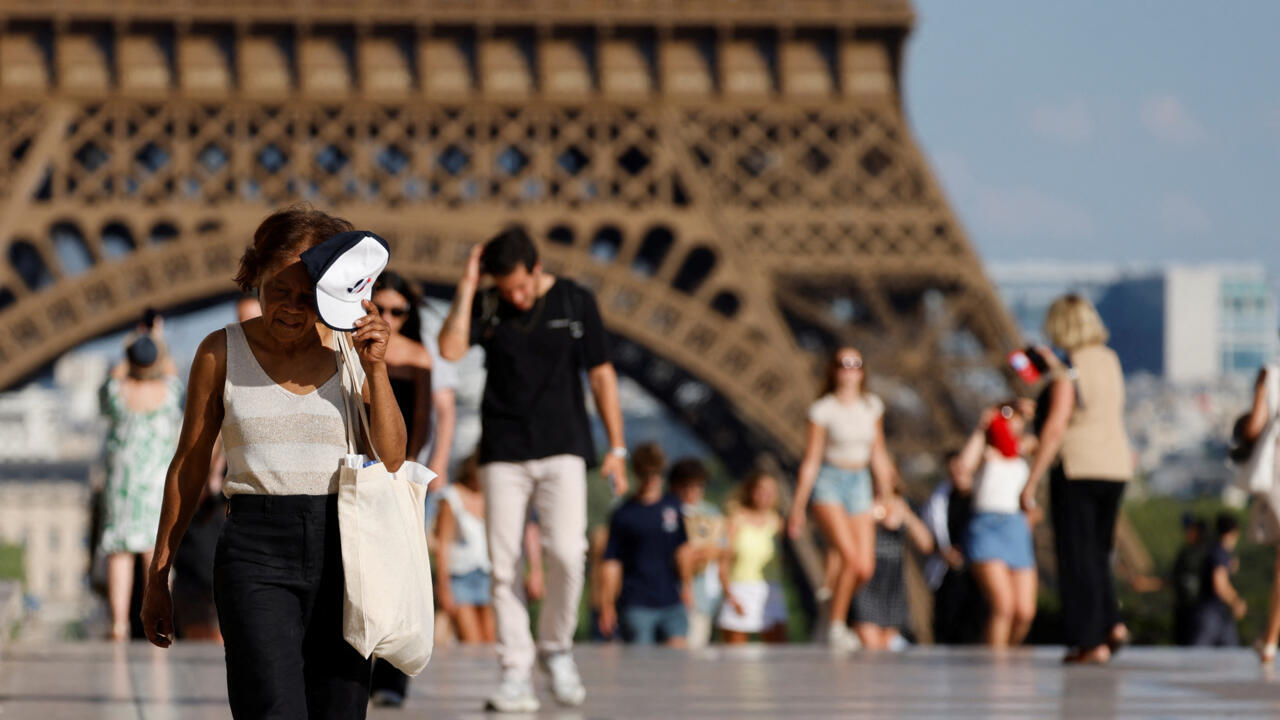 France-braces-for-peak-temperatures