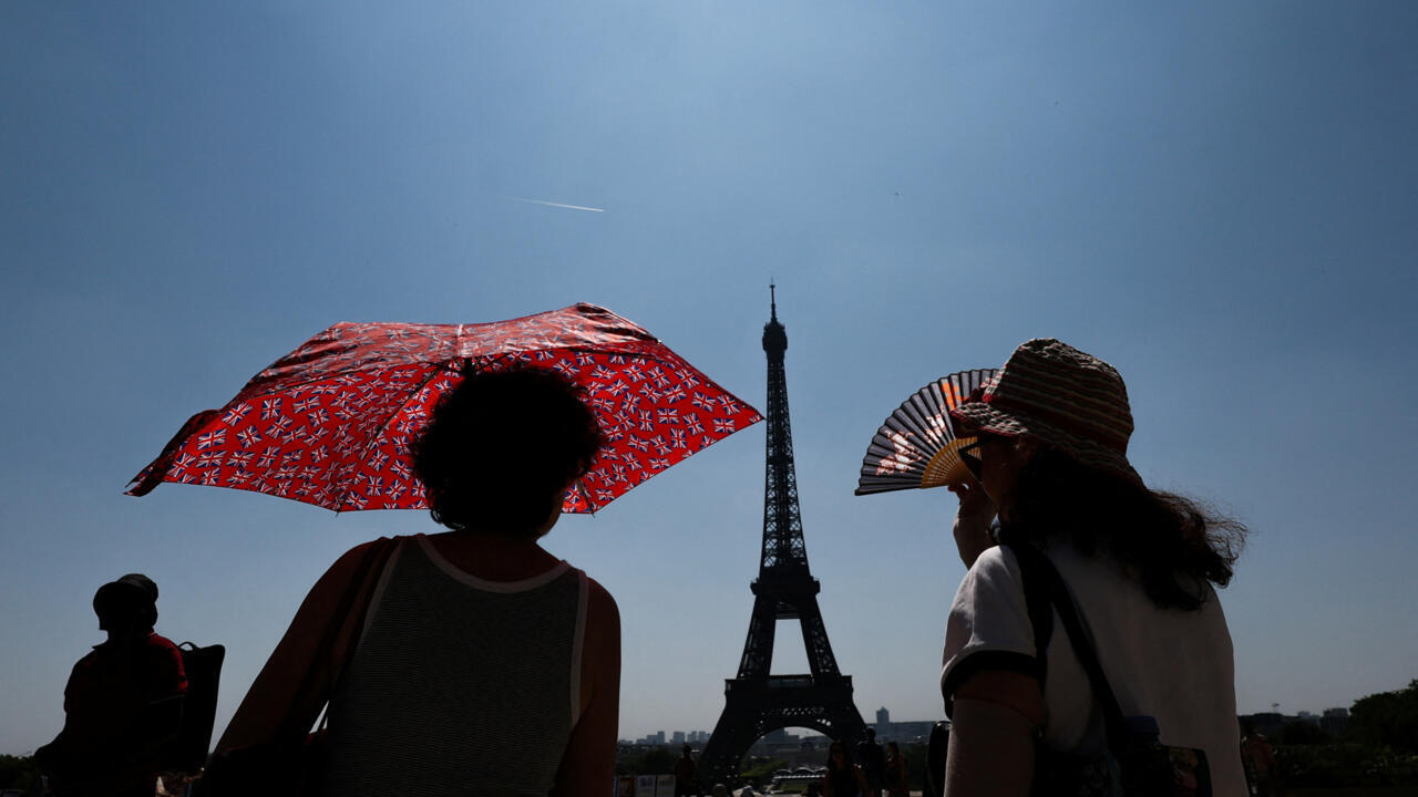 France-prepares-for-peak-temperatures