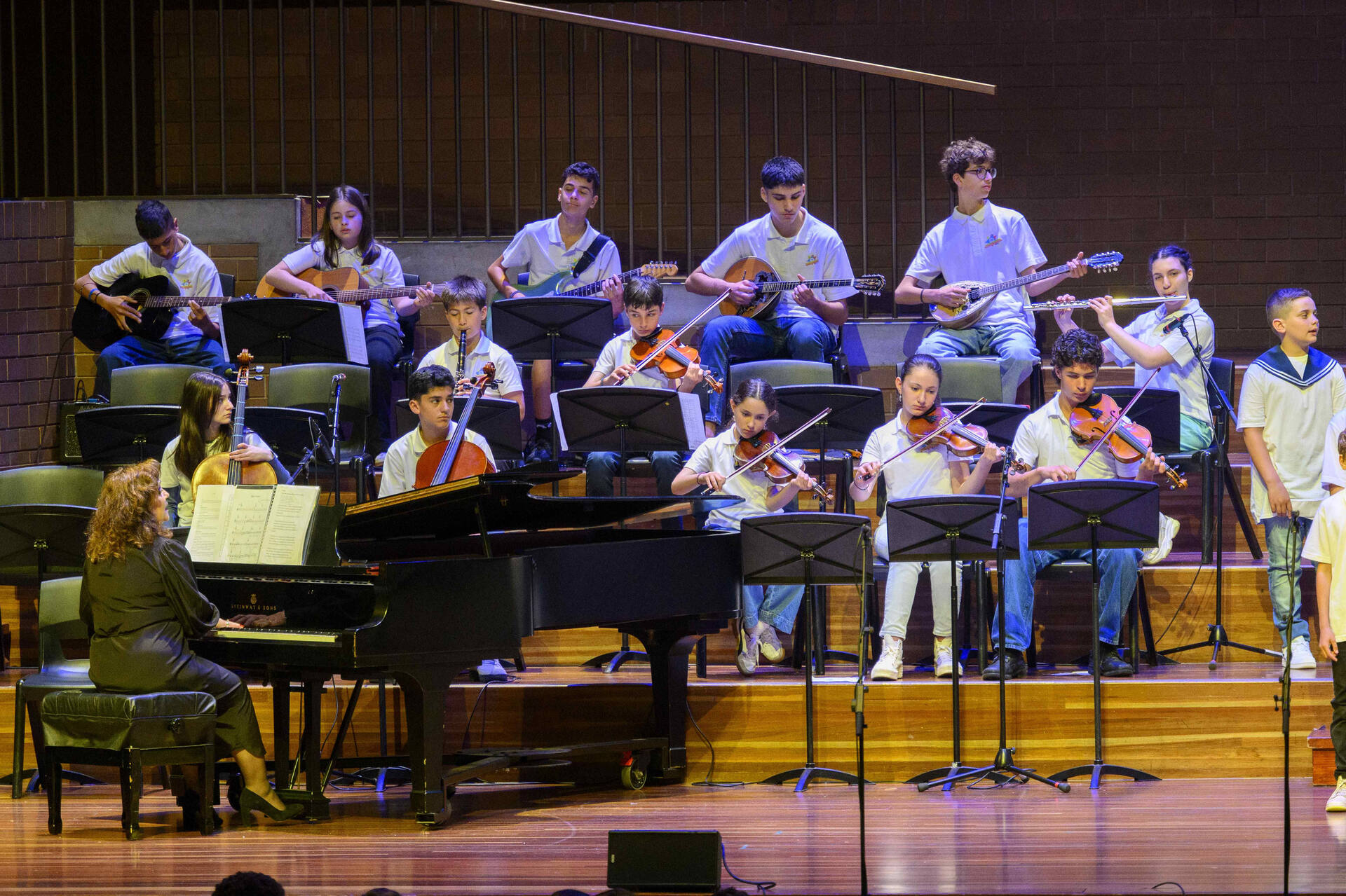 GCMMikis3-PRINT_47277