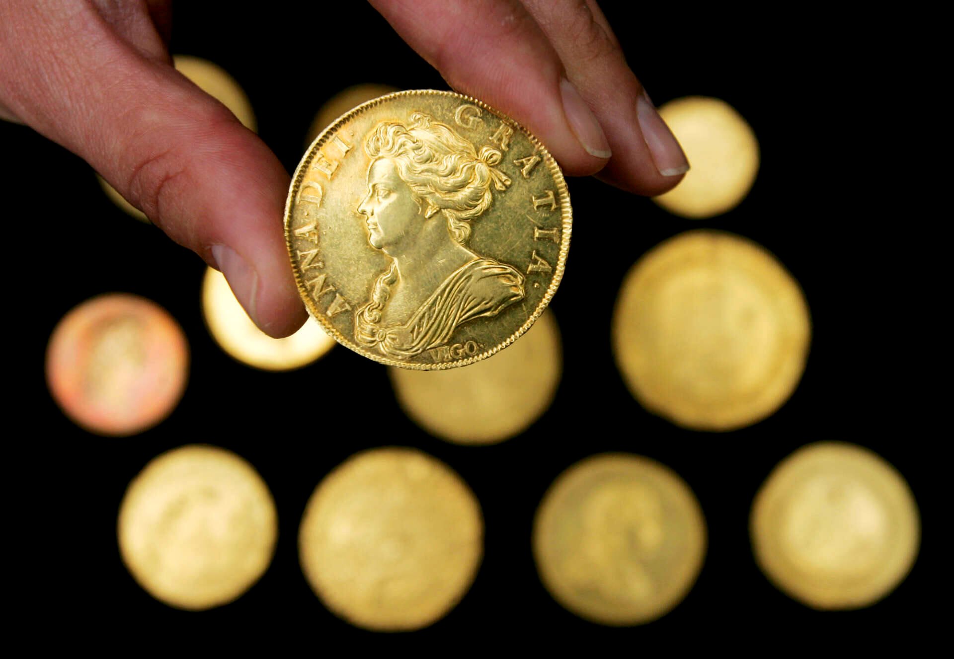 gold-WEB_92890