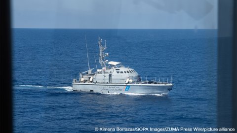 Greece-Libyan-coast-guard-officials-receive-training