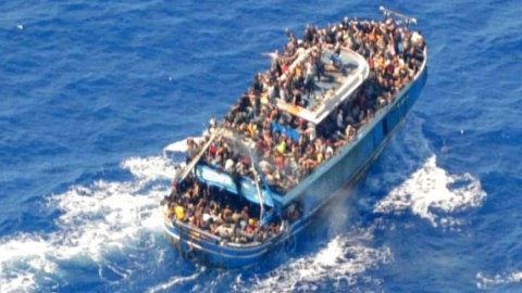 Greek-lawyers-demand-further-inquiry
