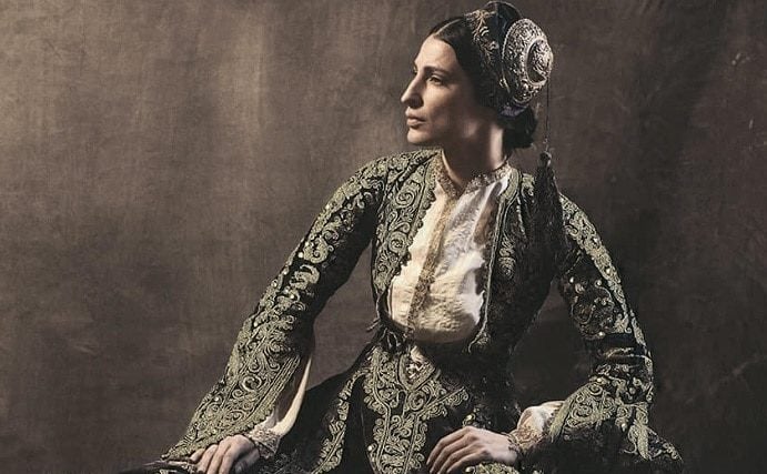 Greek-Revolution-Era-Costumes-Come-Alive