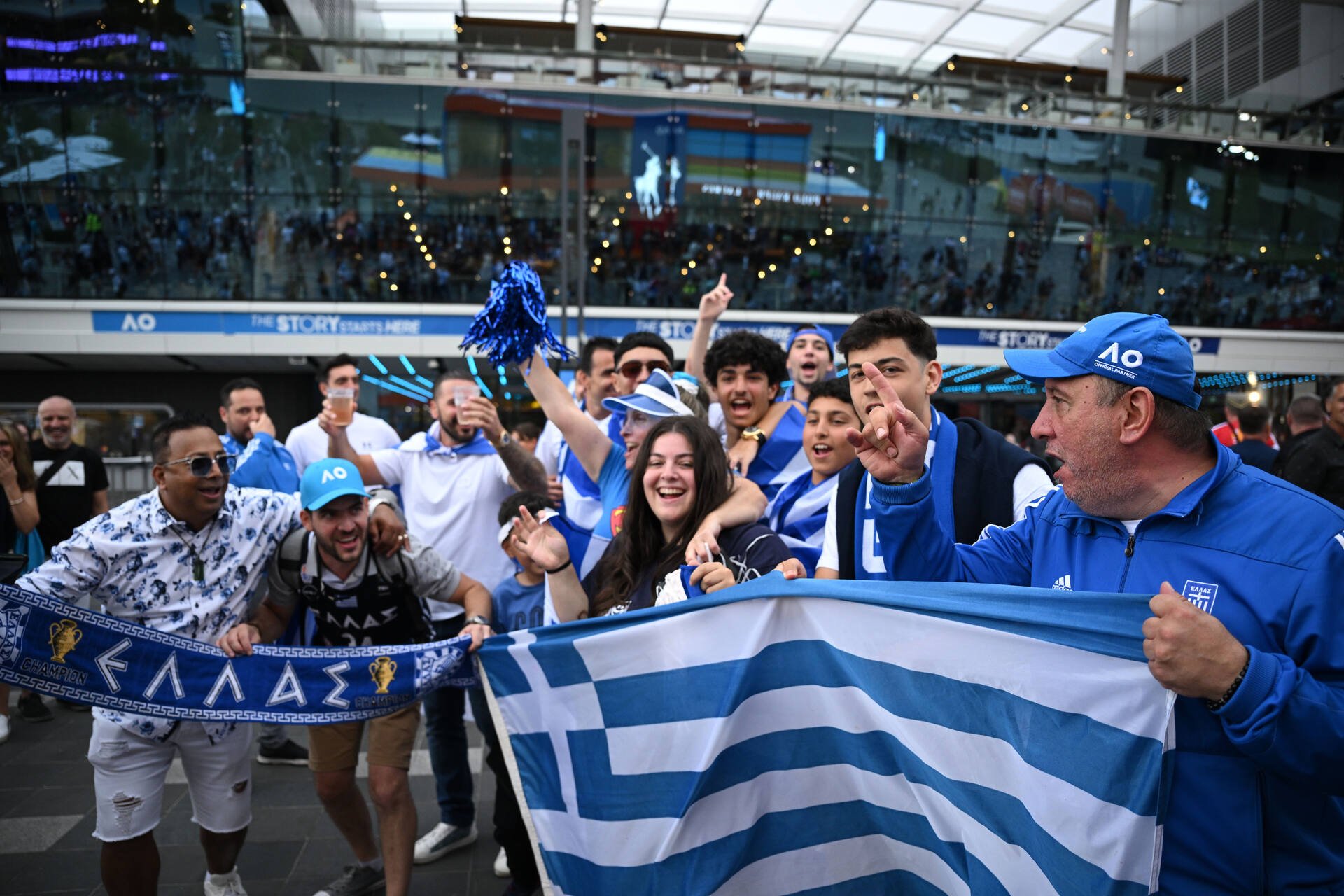 Greekfans-PRINT_33414
