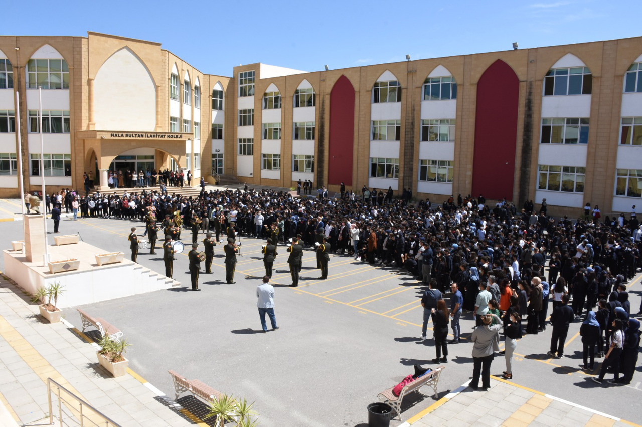 hala-sultan-theology-college