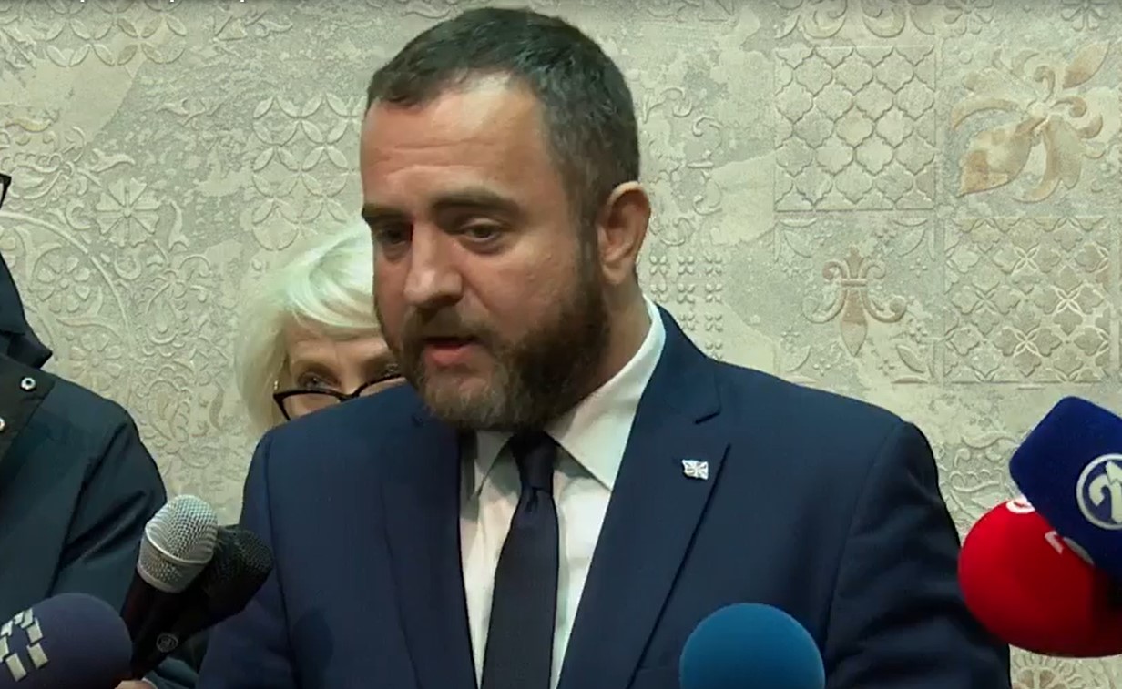 Interior-Minister-Toskovski-with-New