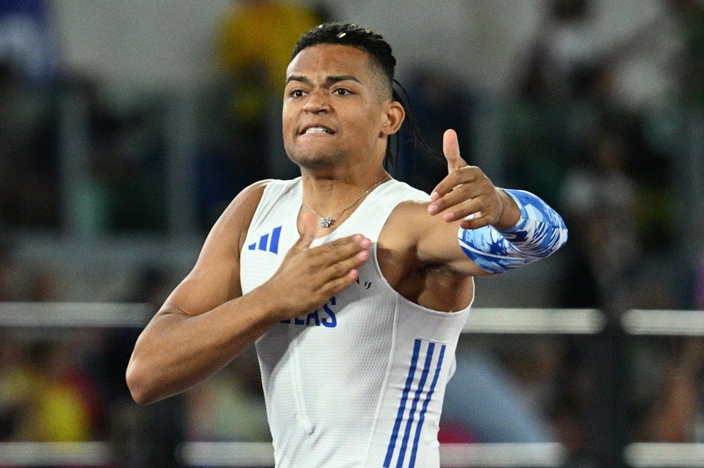 Karalis-to-Be-Greeces-Flag-Bearer