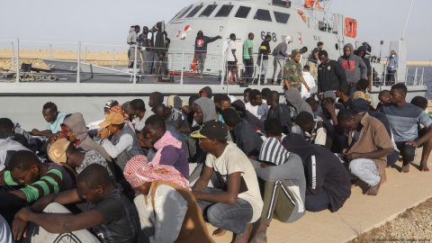Libya-More-than-100-released