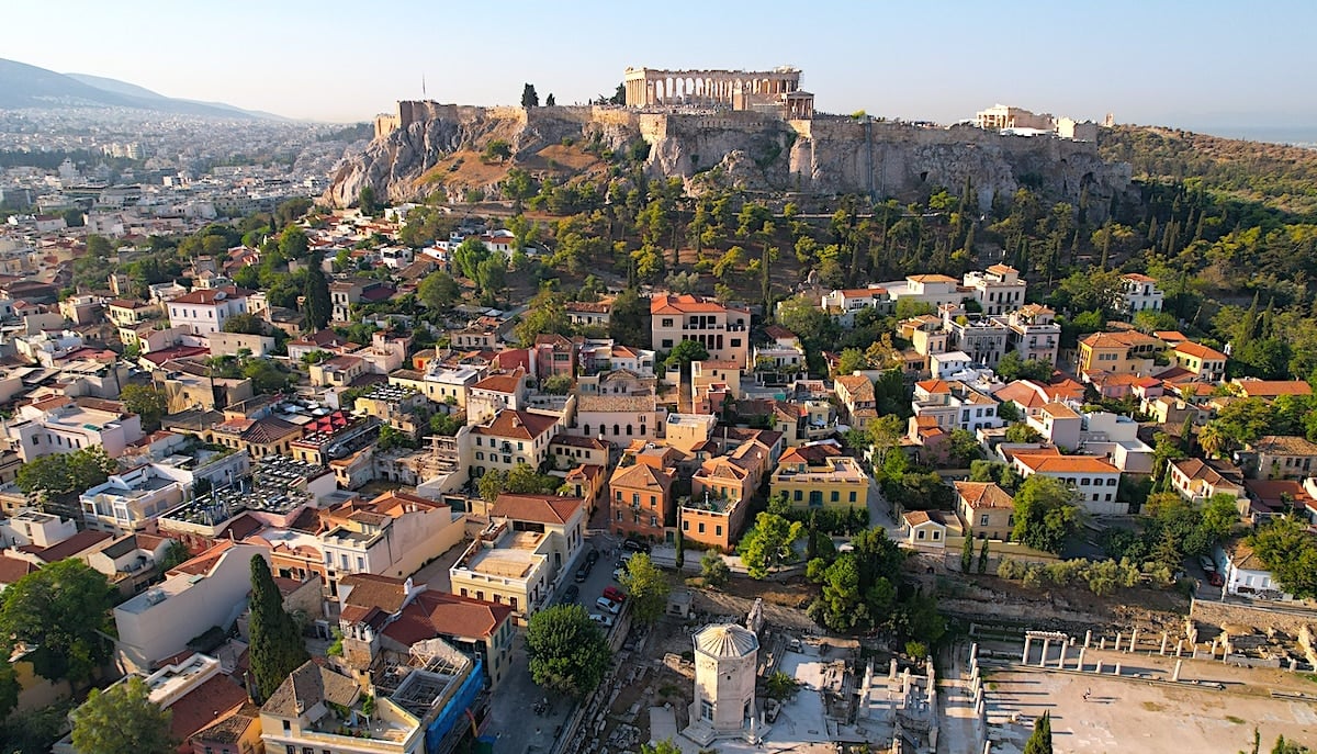 Morningstar-DBRS-Upgrades-Greek-Economy