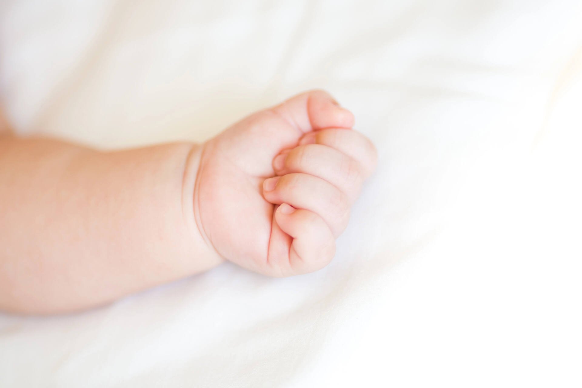 Newbornbabyhand.Depo_25258