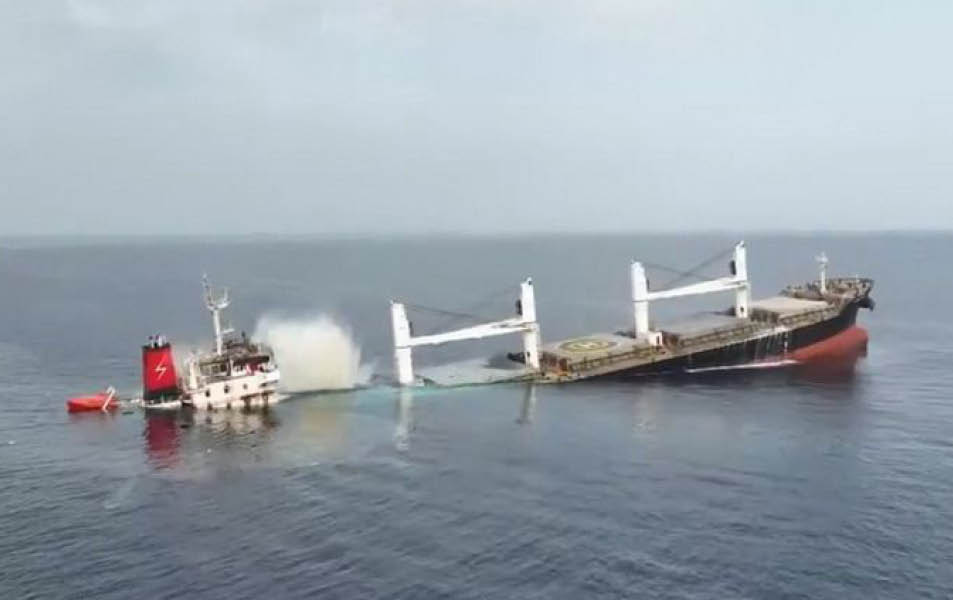 Oman-facilitates-transfer-of-11