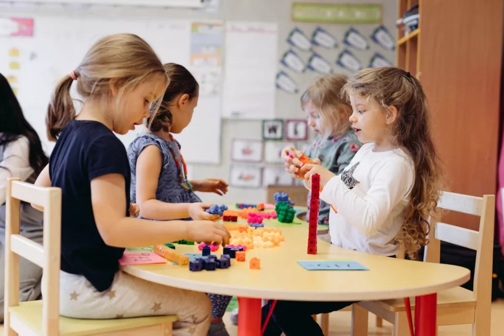 One-in-four-young-children-in-EU-at-risk-of-poverty-report-finds
