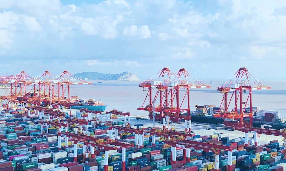Panamax-boxship-hit-with-1.7m