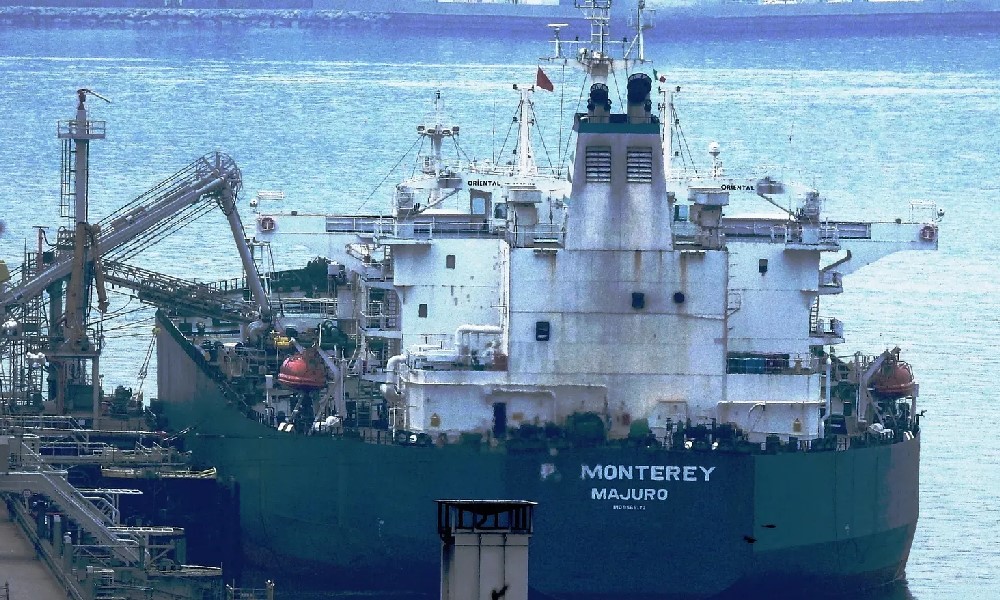 Performance-Shipping-extends-aframax-charter