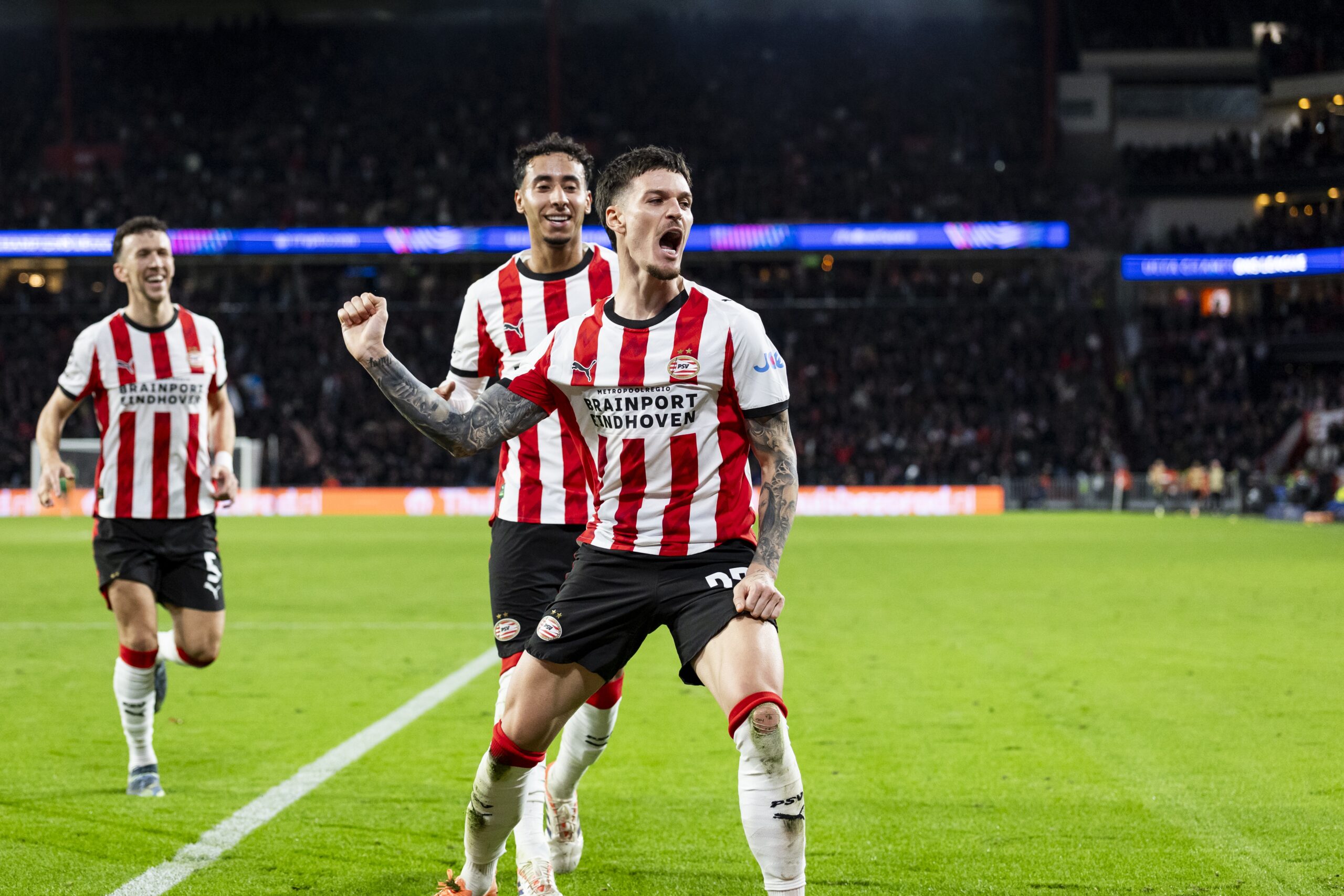 PSV-light-up-Philips-stadium
